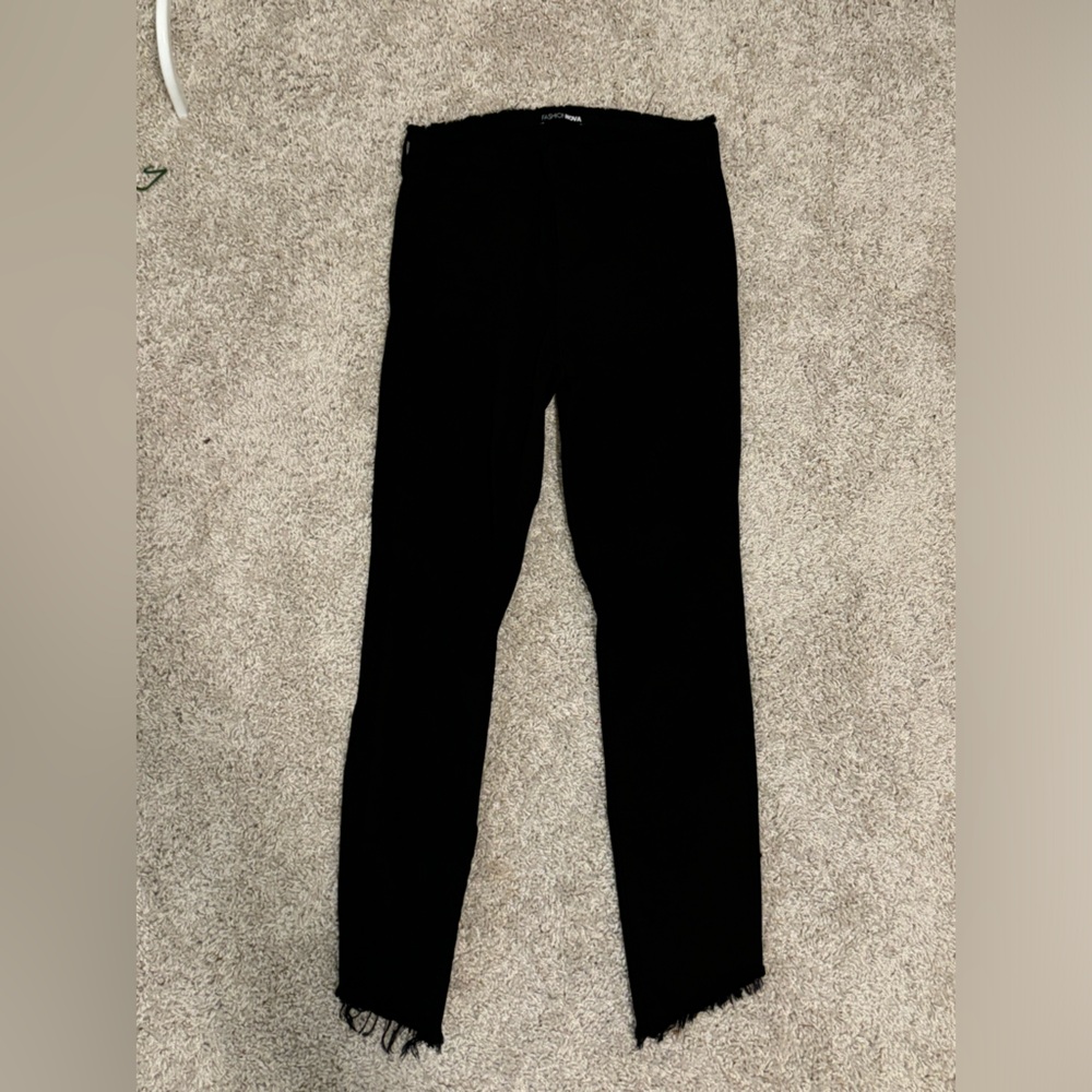 Fashion nova highly motivated stretch bootcut jeans.